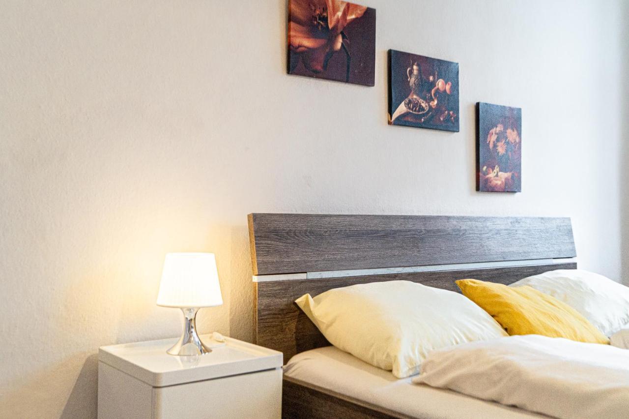 Comfy 2Br- Apartment Near Wiener Stadthalle Exterior photo